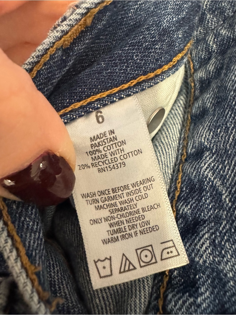 Aeropostale Women’s High Rise Baggy Jeans- Size 6 - Picture 4 of 4